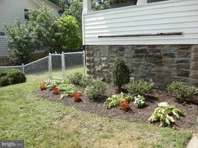 2811 Pinewood Avenue Baltimore, MD 21214 - Photo 9 of 23 Exterior (General)