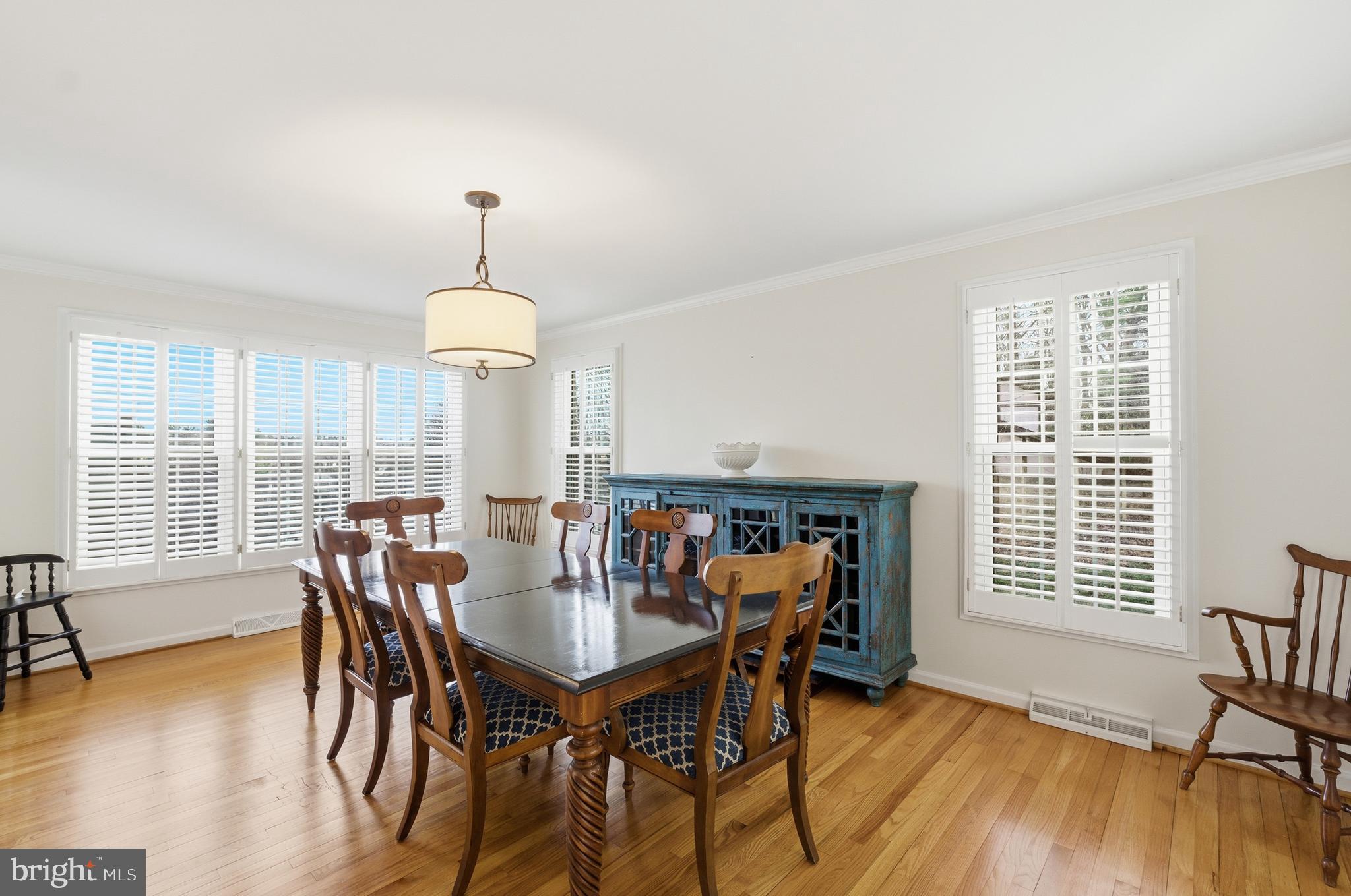 824 Staffordshire Road Cockeysville, MD 21030 - Photo 6 of 59 Oversized Formal Dining Room