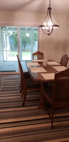 $2,400 | 224 Timberlane Road, Tallahassee, FL 32312