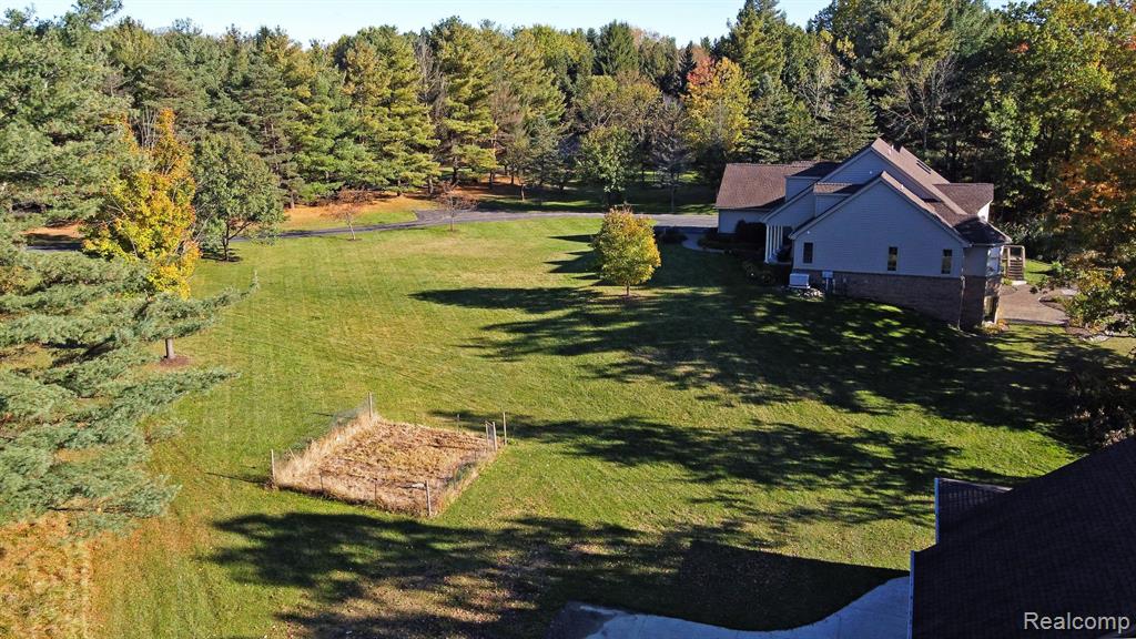 1372 McKail Road Leonard, MI 48367 - Photo 63 of 92
