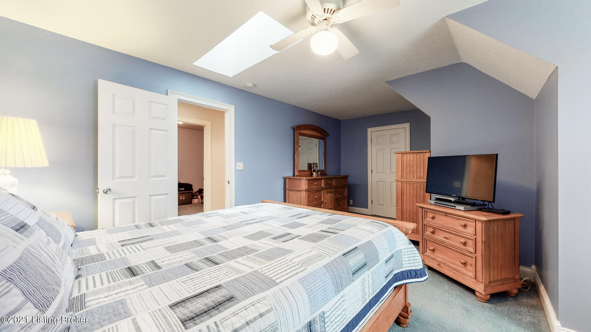4814 Routt Road Louisville, KY 40299 - Photo 23 of 42 Bedroom 3