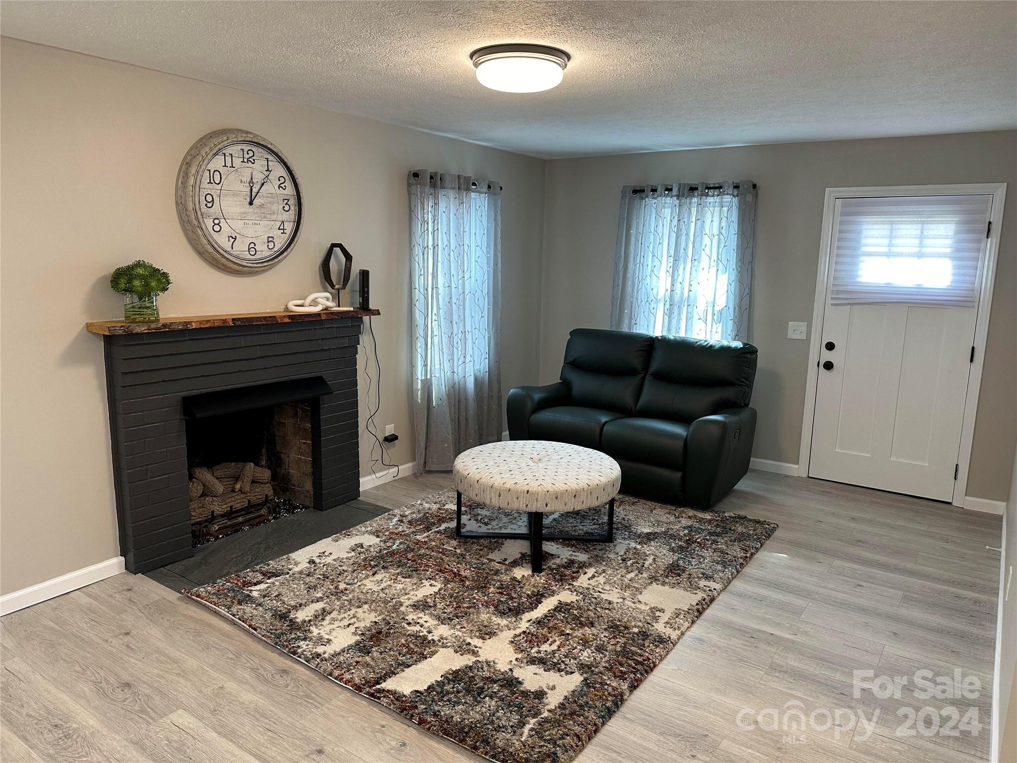 712 East Blue Ridge Road East Flat Rock, NC 28726 - Photo 7 of 22 Gallery Image 7