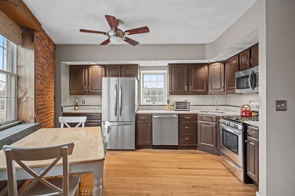 75 Summer Street, Unit 5 Salem, MA 01970 - Photo 6 of 24