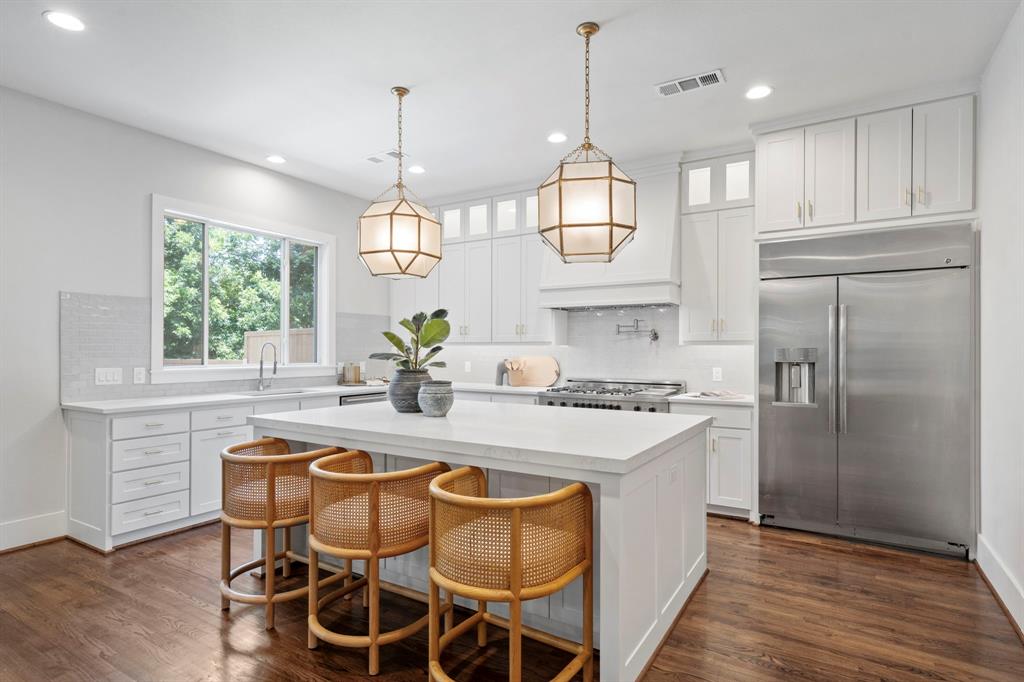 7841 Blackbird Lane Dallas, TX 75238 - Photo 12 of 40