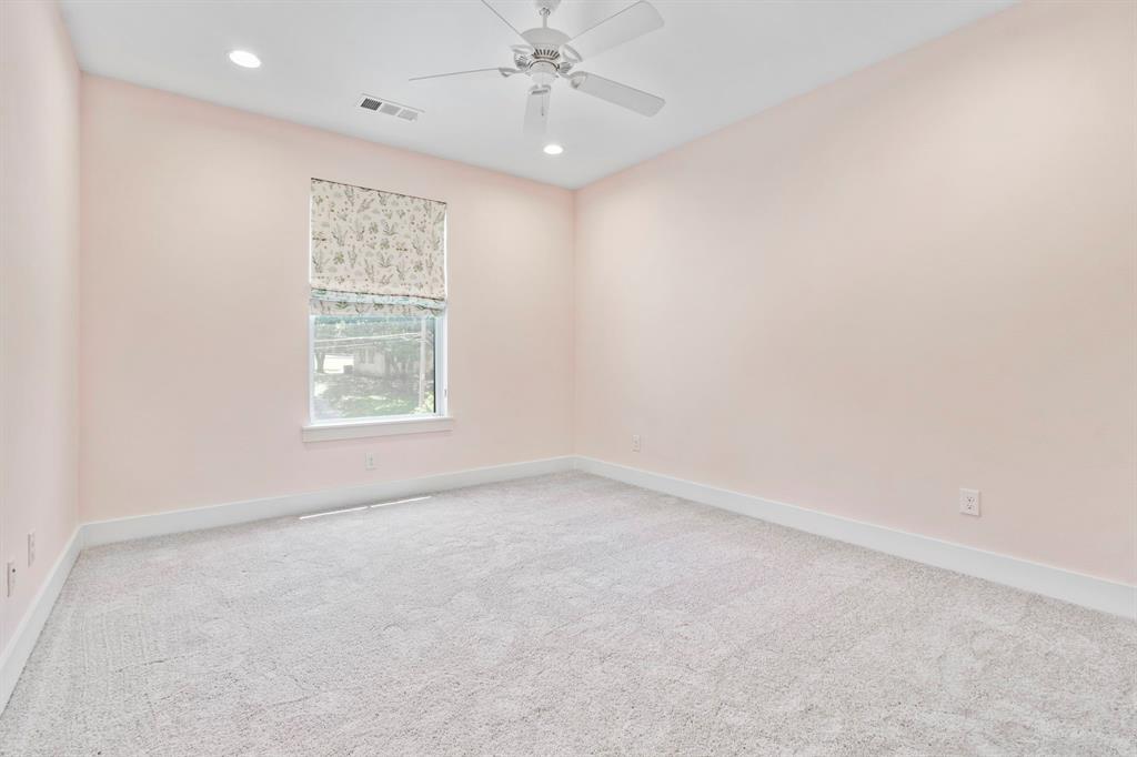 7841 Blackbird Lane Dallas, TX 75238 - Photo 28 of 40