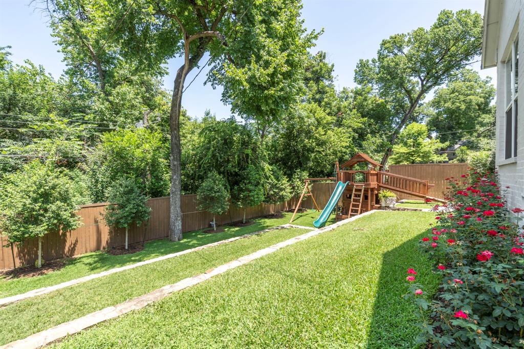 7841 Blackbird Lane Dallas, TX 75238 - Photo 39 of 40
