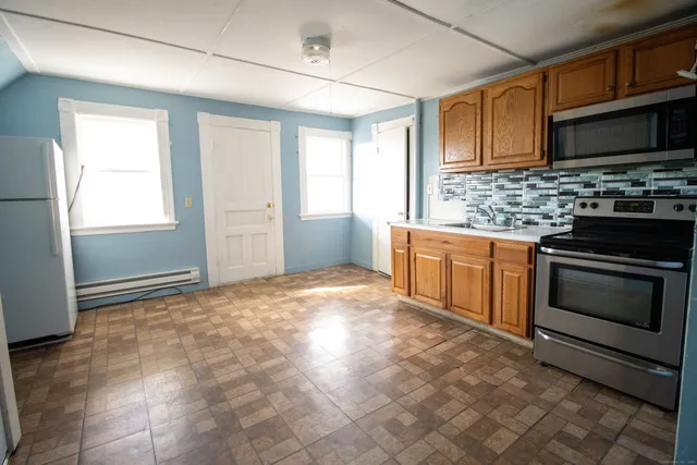 $1,500 | 175 Chestnut Avenue, Waterbury, CT 06710