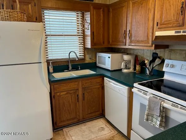 $559,000 | 28 East 1st Street, Unit 3C, Ocean Isle Beach, NC 28469