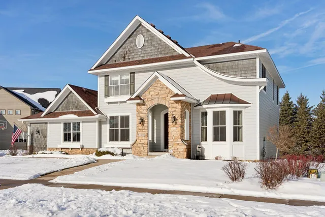 $995,000 | 6473 Merrimac Lane North, Maple Grove, MN 55311