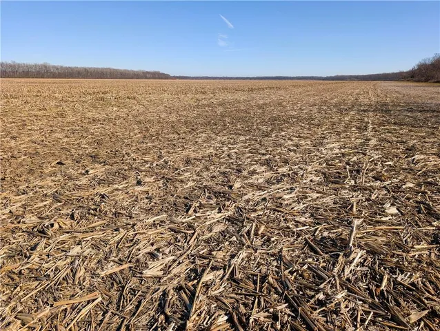 $5,654,000 | County Road, Sweet Springs, MO 65351