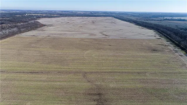 $5,654,000 | County Road, Sweet Springs, MO 65351