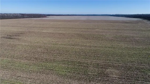 $5,654,000 | County Road, Sweet Springs, MO 65351