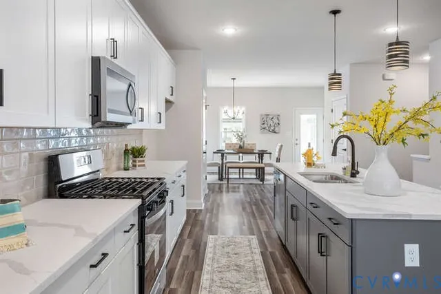 $459,950 | 15325 Princess Lauren Lane, Midlothian, VA 23112