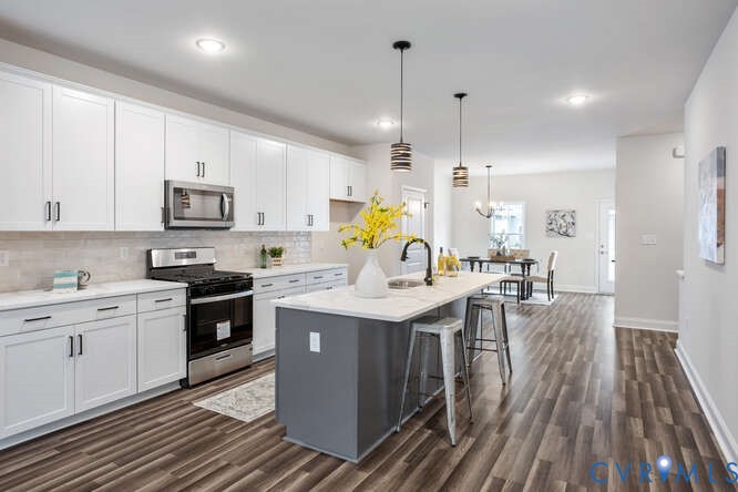 15325 Princess Lauren Lane Midlothian, VA 23112 - Photo 7 of 50