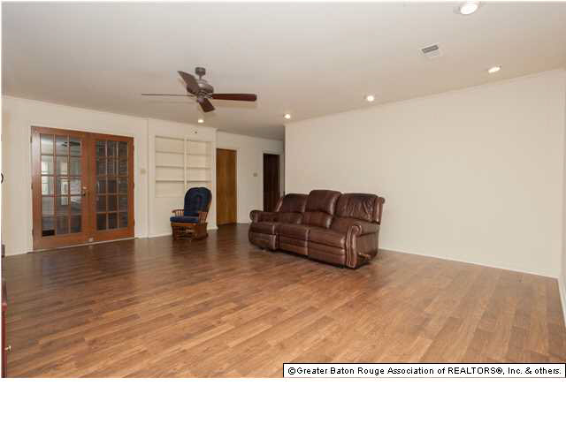 3593 Ridgemont Drive Baton Rouge, LA 70814 - Photo 2 of 20 Gallery Image 2