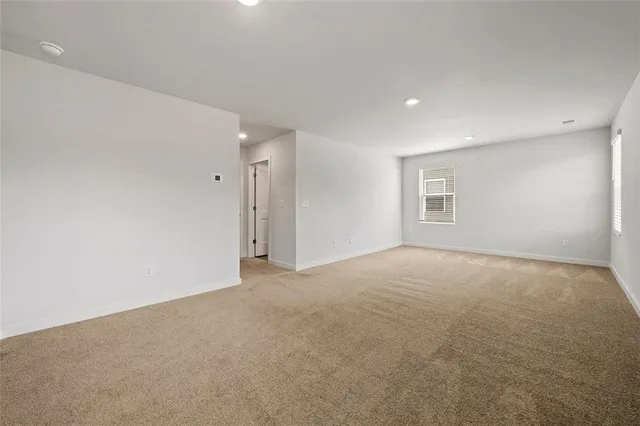 $284,990 | 227 River Meadow Drive, LaGrange, GA 30241