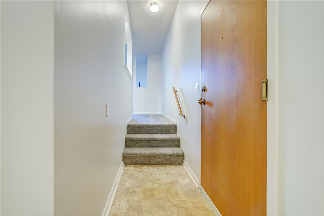 3 Packett's Grove Perinton, NY 14450 - Photo 7 of 39