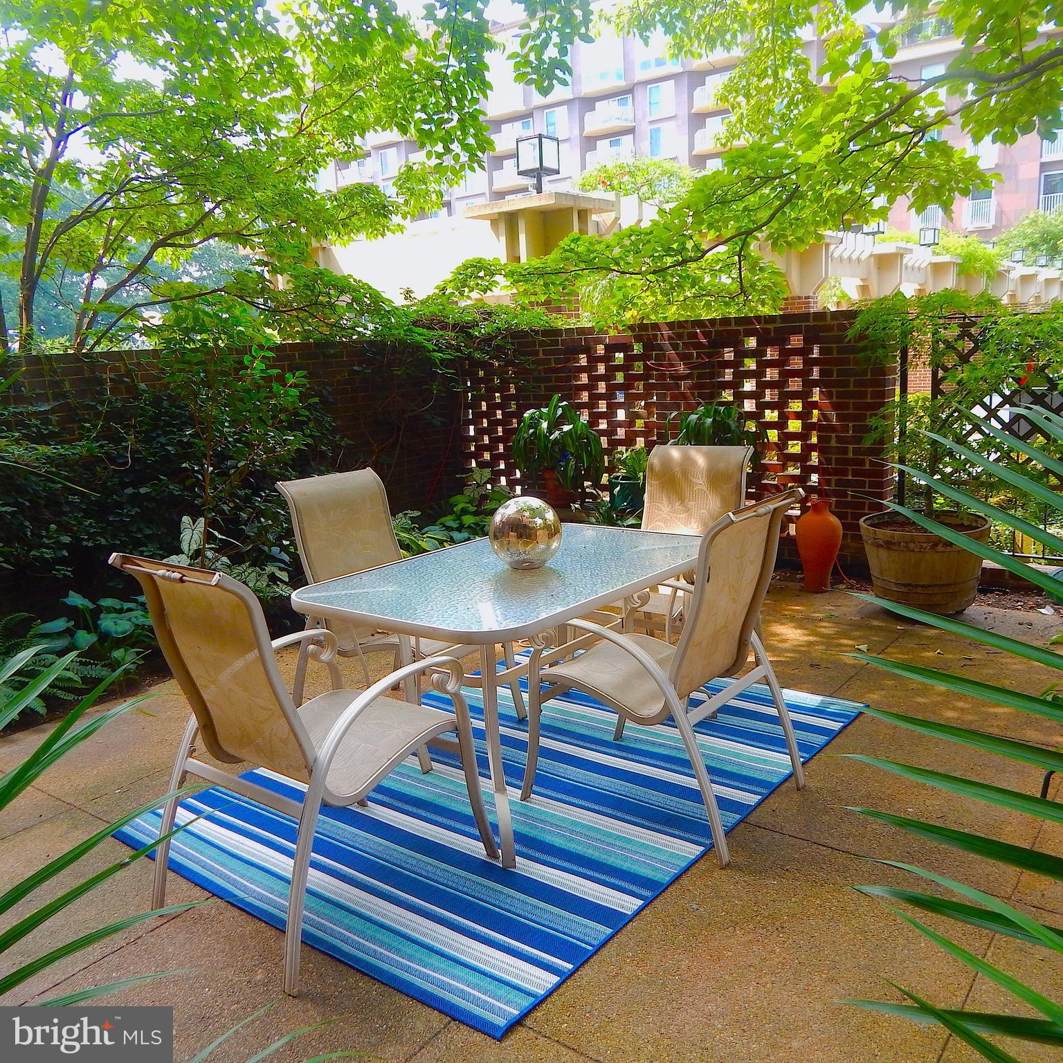 520 N Street Southwest, Unit S112 Washington, DC 20024 - Photo 17 of 30 a outdoor view with a sitting space