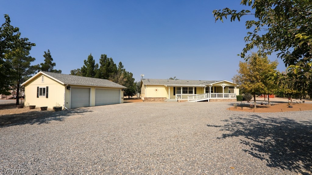 180 West Blosser Ranch Road Pahrump, NV 89060 - Photo 17 of 24 Gallery Image 17