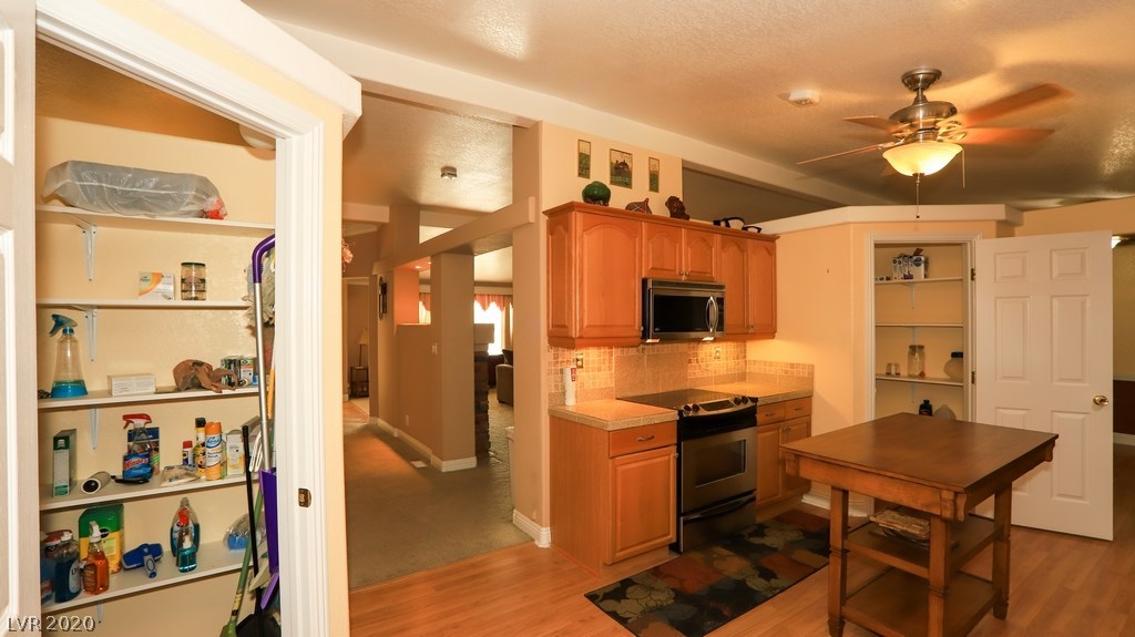 180 West Blosser Ranch Road Pahrump, NV 89060 - Photo 8 of 24 Gallery Image 8