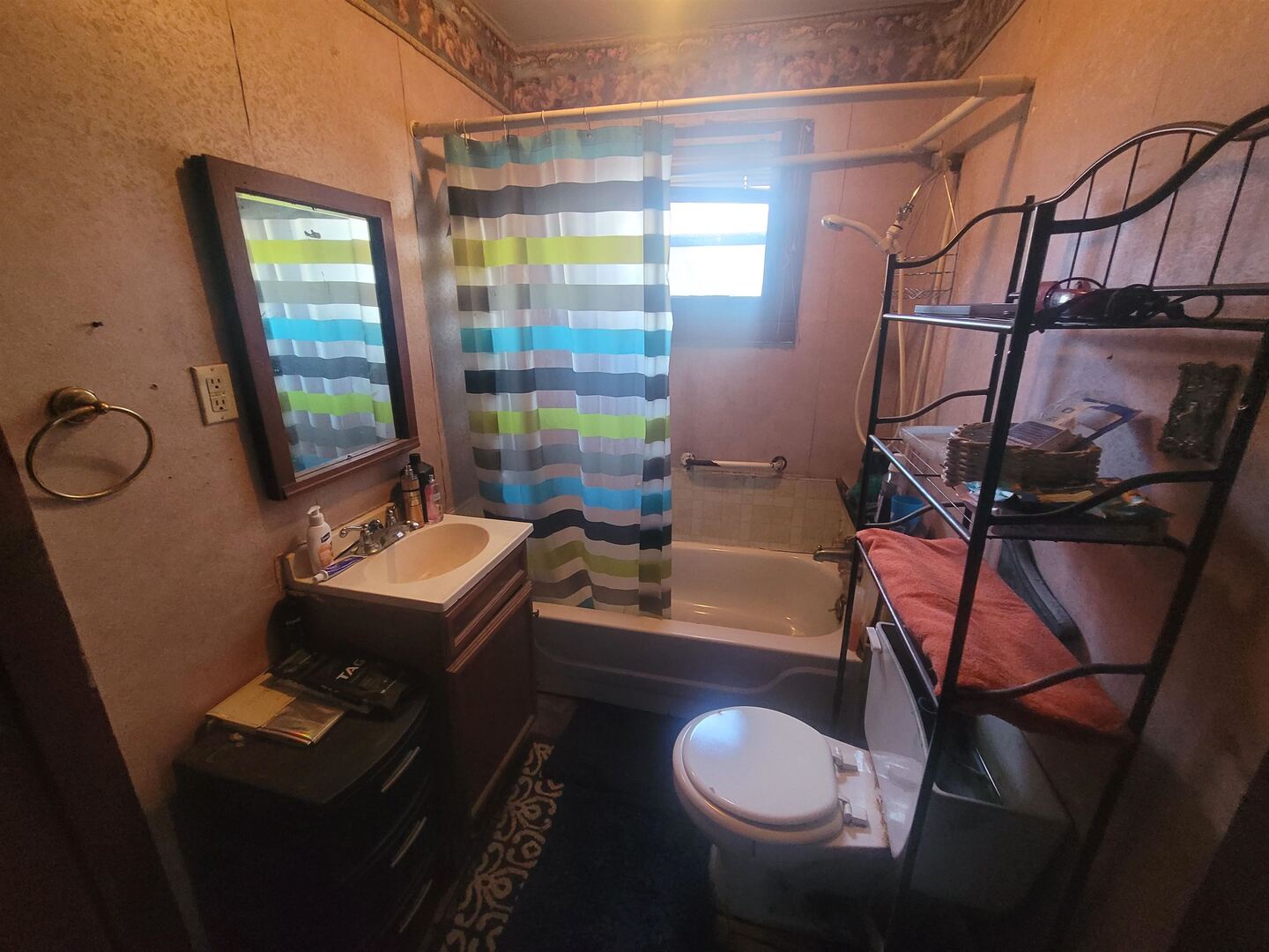 108 North Walnut Street McLeansboro, IL 62859 - Photo 22 of 25 a room with furniture and a window