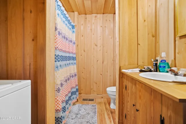 $99,999 | 14443 Barker Road, Wewahitchka, FL 32449