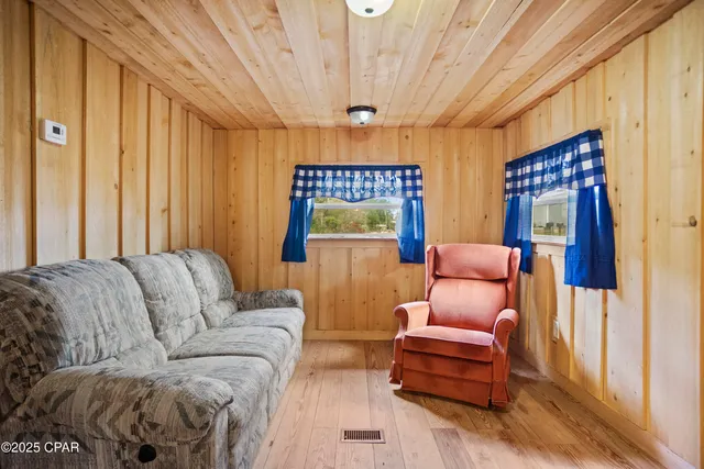 $99,999 | 14443 Barker Road, Wewahitchka, FL 32449