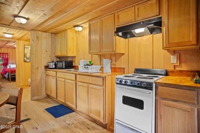 $99,999 | 14443 Barker Road, Wewahitchka, FL 32449