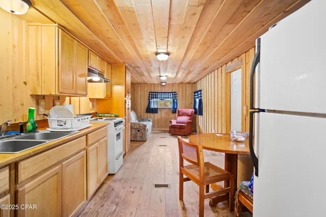 $99,999 | 14443 Barker Road, Wewahitchka, FL 32449