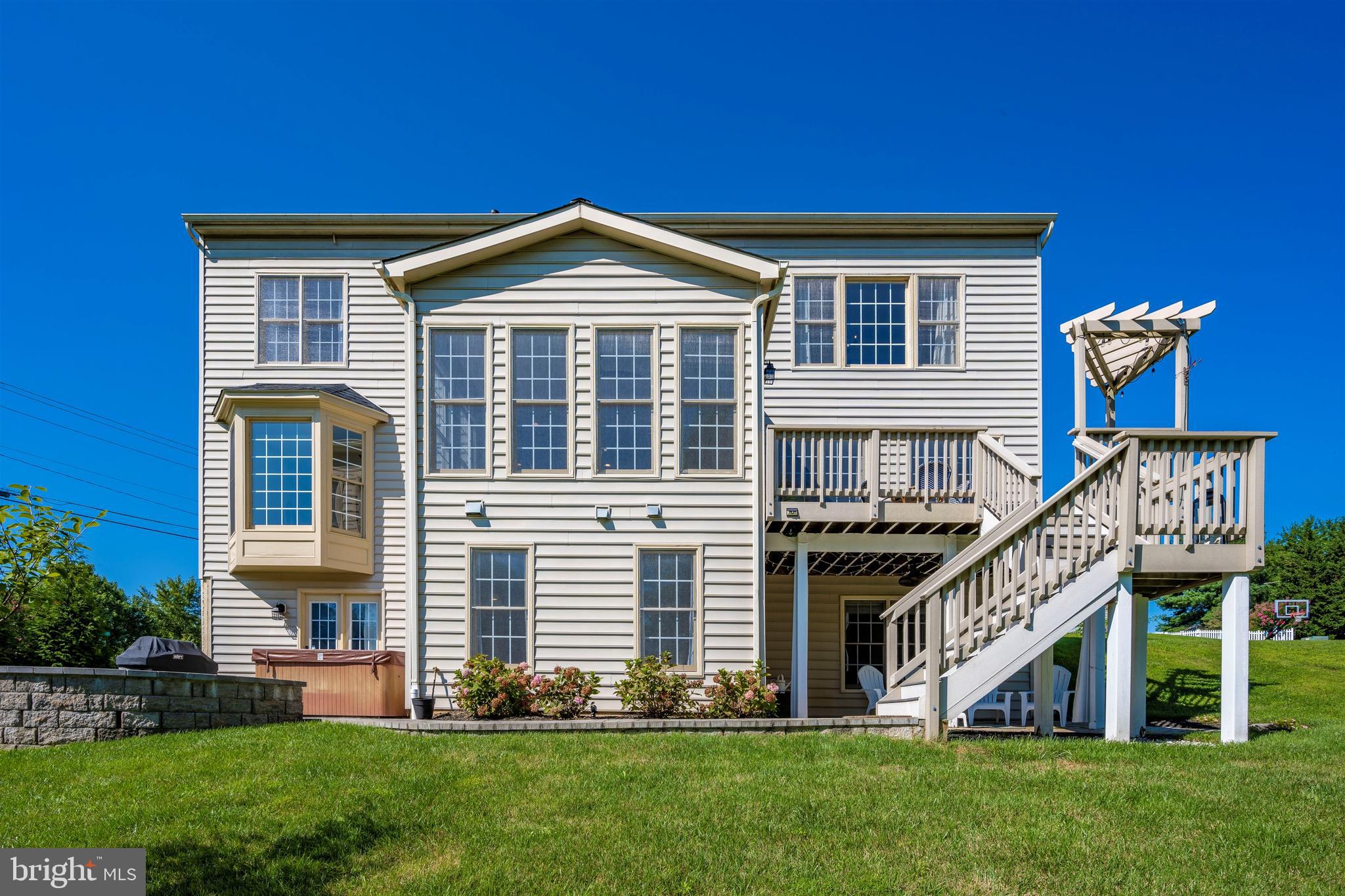 10011 Sweepstakes Road Damascus, MD 20872 - Photo 4 of 70 Gallery Image 4