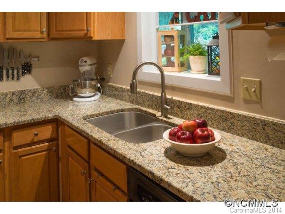 55 Bear Rock Loop Road Hendersonville, NC 28739 - Photo 15 of 24 Gallery Image 15