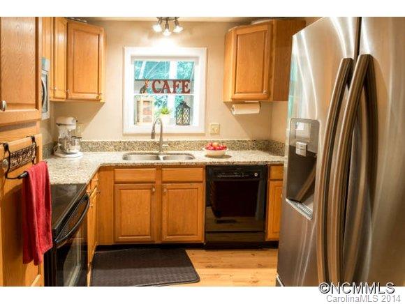 55 Bear Rock Loop Road Hendersonville, NC 28739 - Photo 17 of 24 Gallery Image 17