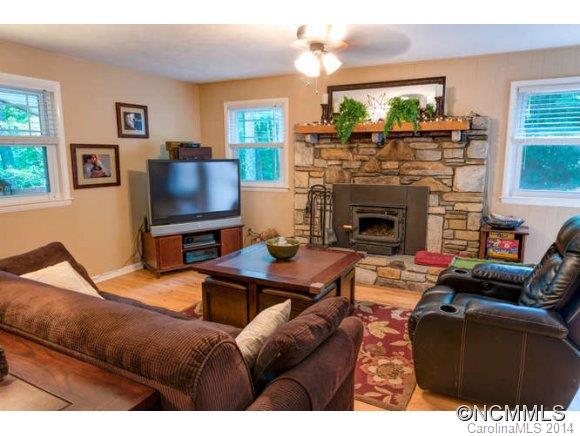 55 Bear Rock Loop Road Hendersonville, NC 28739 - Photo 10 of 24 Gallery Image 10