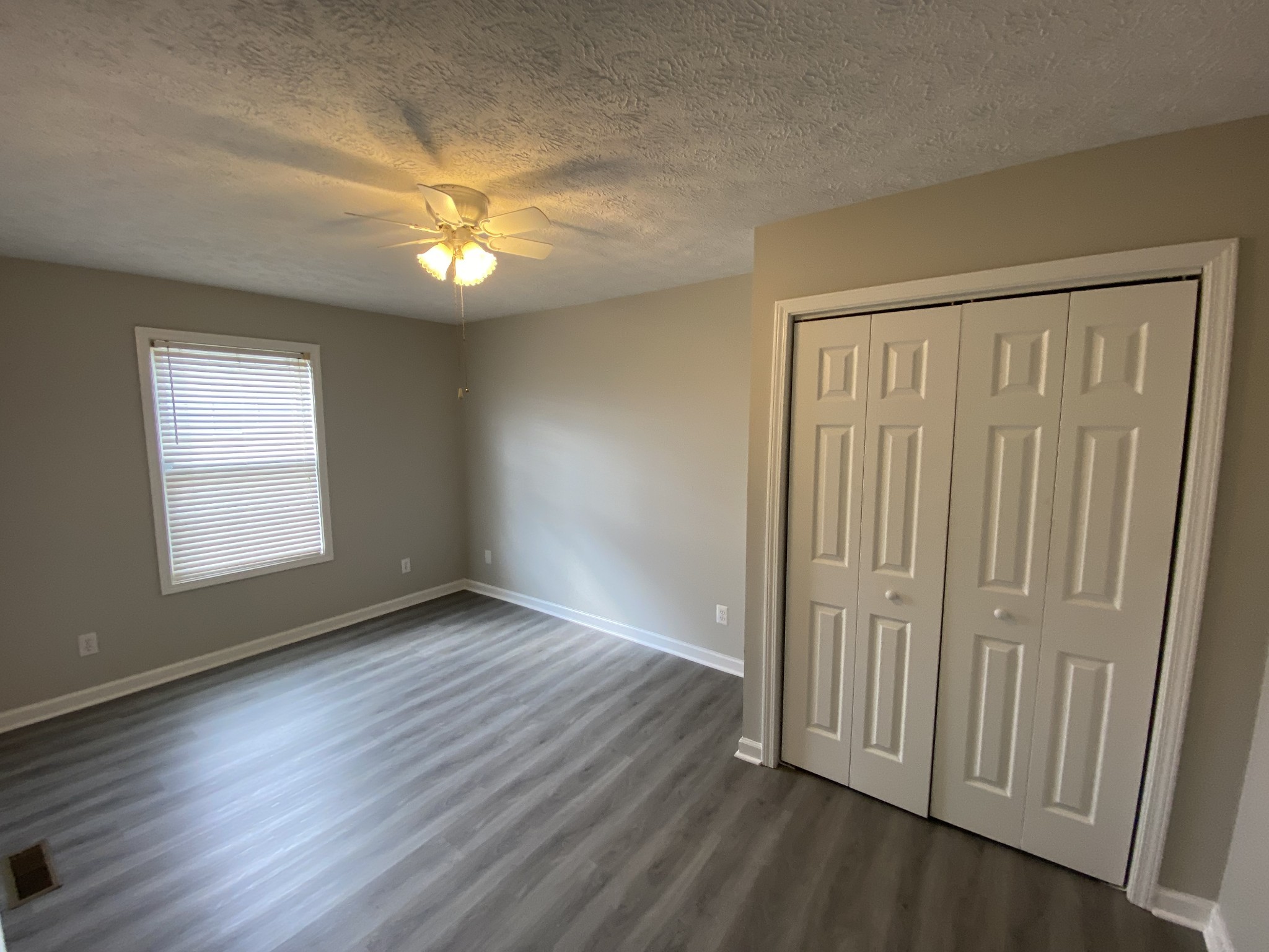 2289 Clarksville Road Trenton, KY 42286 - Photo 8 of 13