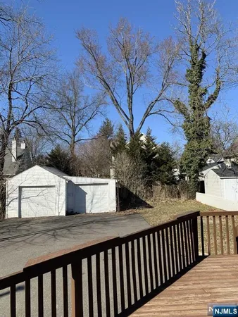 $2,995 | 9 B Waldwick Avenue, Unit B, Waldwick, NJ 07463