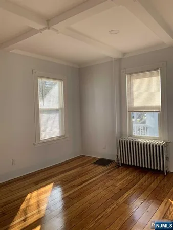 $2,995 | 9 B Waldwick Avenue, Unit B, Waldwick, NJ 07463