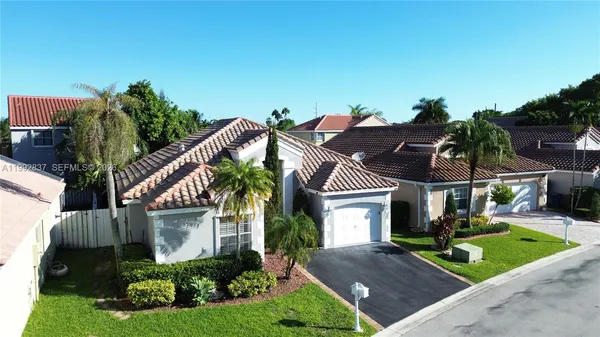 $4,300 | 366 Bedford Avenue, Weston, FL 33326