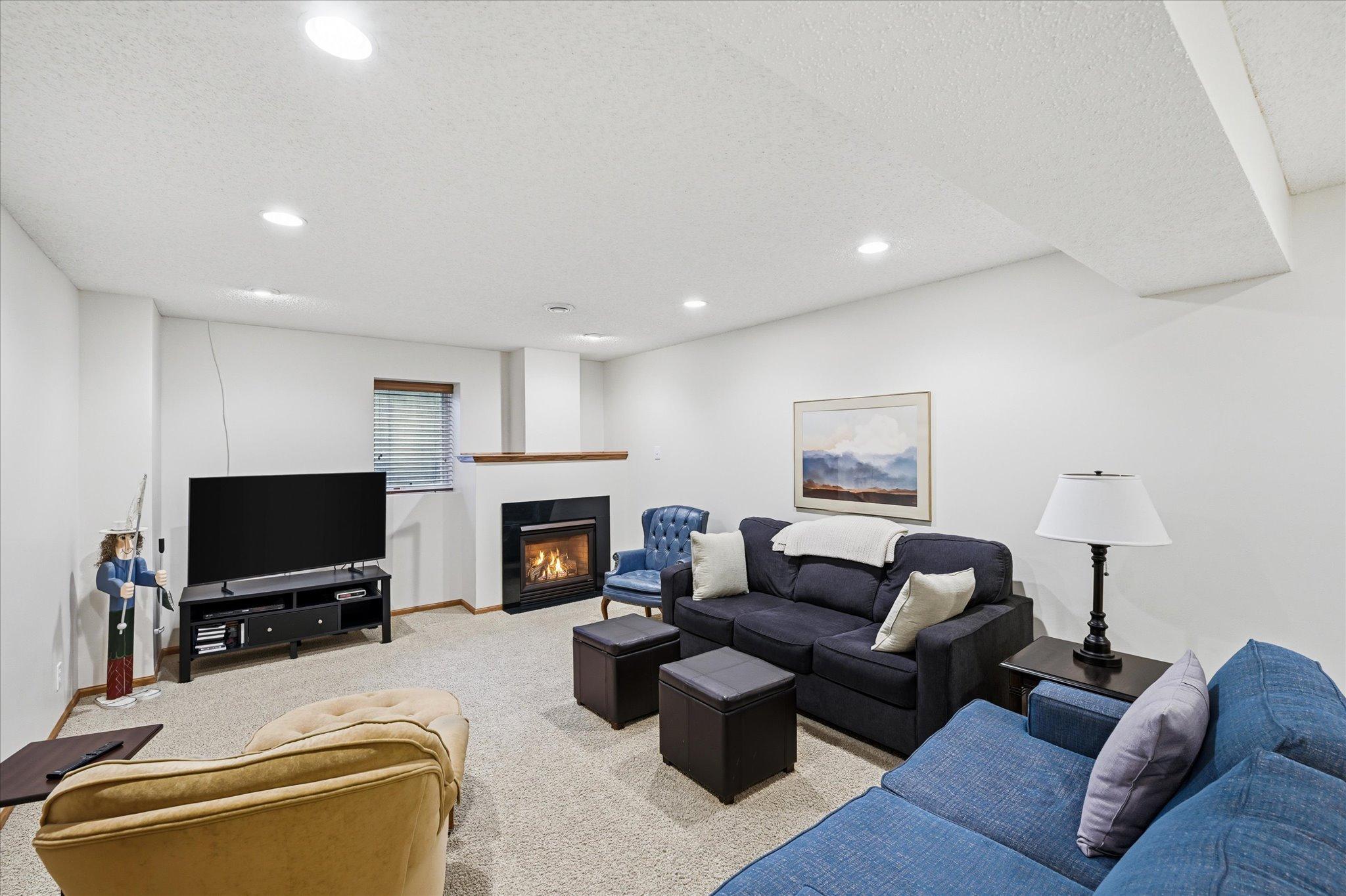 2446 Autumn Ridge Court Chanhassen, MN 55317 - Photo 22 of 28