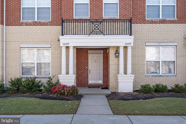 $549,999 | 22697 Verde Gate Terrace, Brambleton, VA 20148