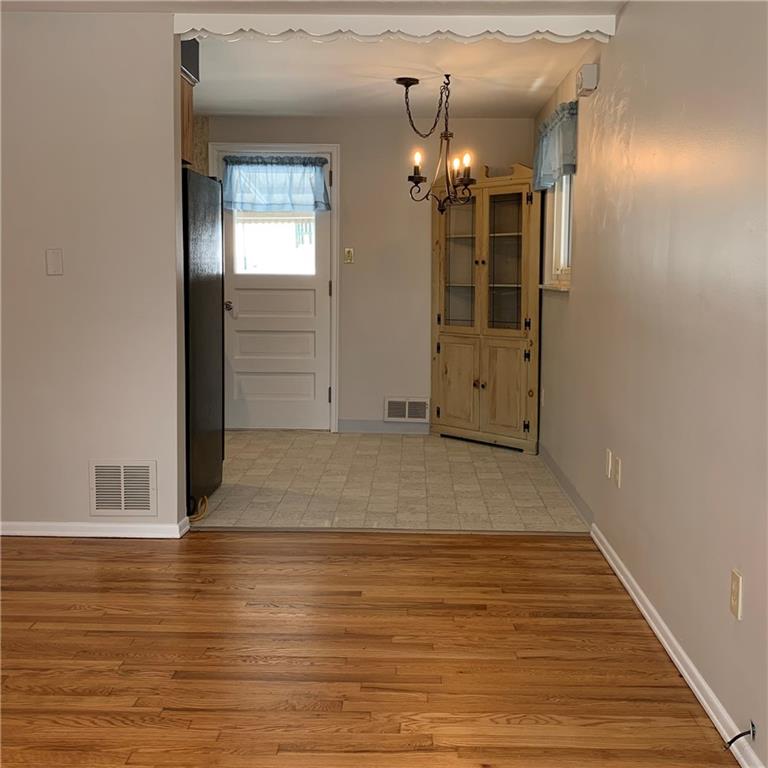 1709 Rutherford Avenue Pittsburgh, PA 15216 - Photo 4 of 12 Gallery Image 4