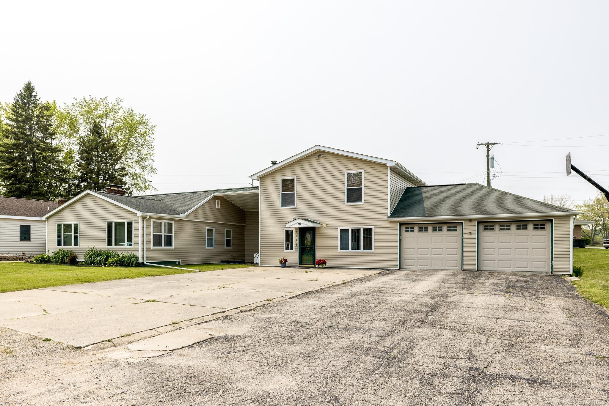 7293 Vine Road Lexington, MI 48450 - Photo 2 of 62 Great Lakes Beach #3