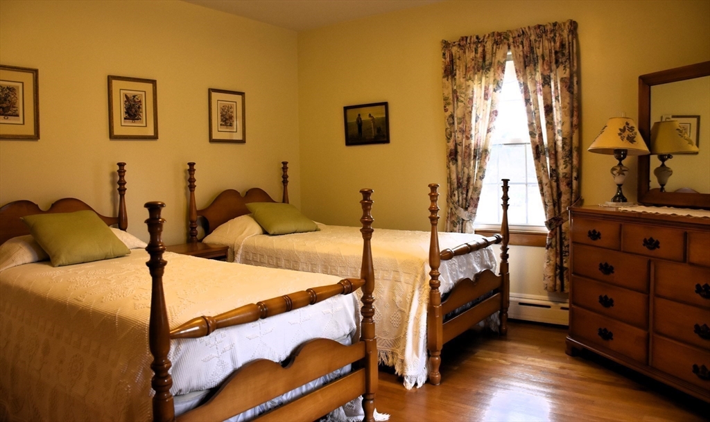 36 Center Road Dudley, MA 01571 - Photo 14 of 28 Gallery Image 14