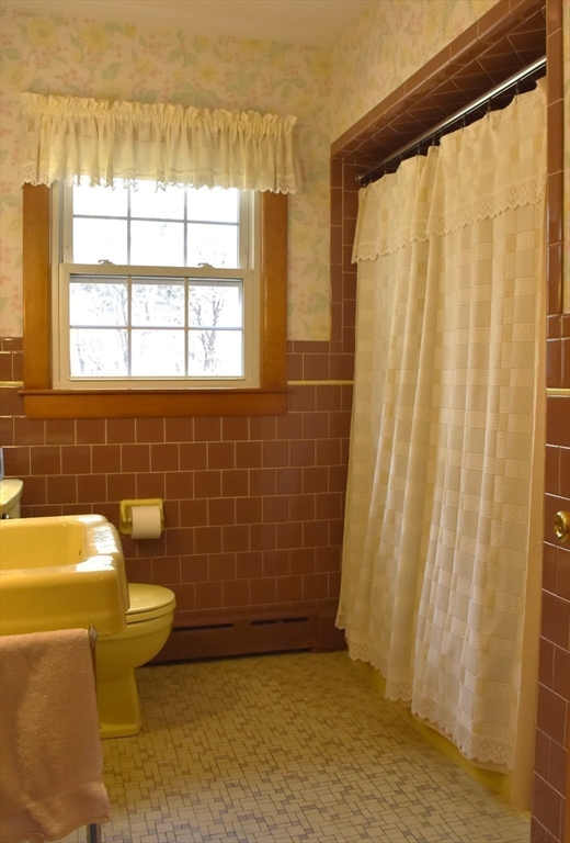 36 Center Road Dudley, MA 01571 - Photo 18 of 28 Gallery Image 18