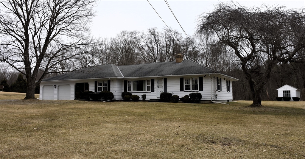 36 Center Road Dudley, MA 01571 - Photo 2 of 28 Gallery Image 2