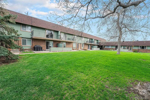 $199,900 | 8870 West Jewell Avenue, Unit 11, Lakewood, CO 80232