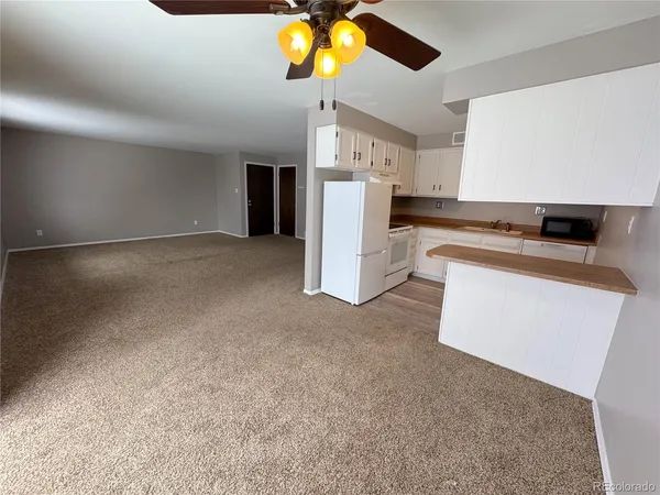$199,900 | 8870 West Jewell Avenue, Unit 11, Lakewood, CO 80232