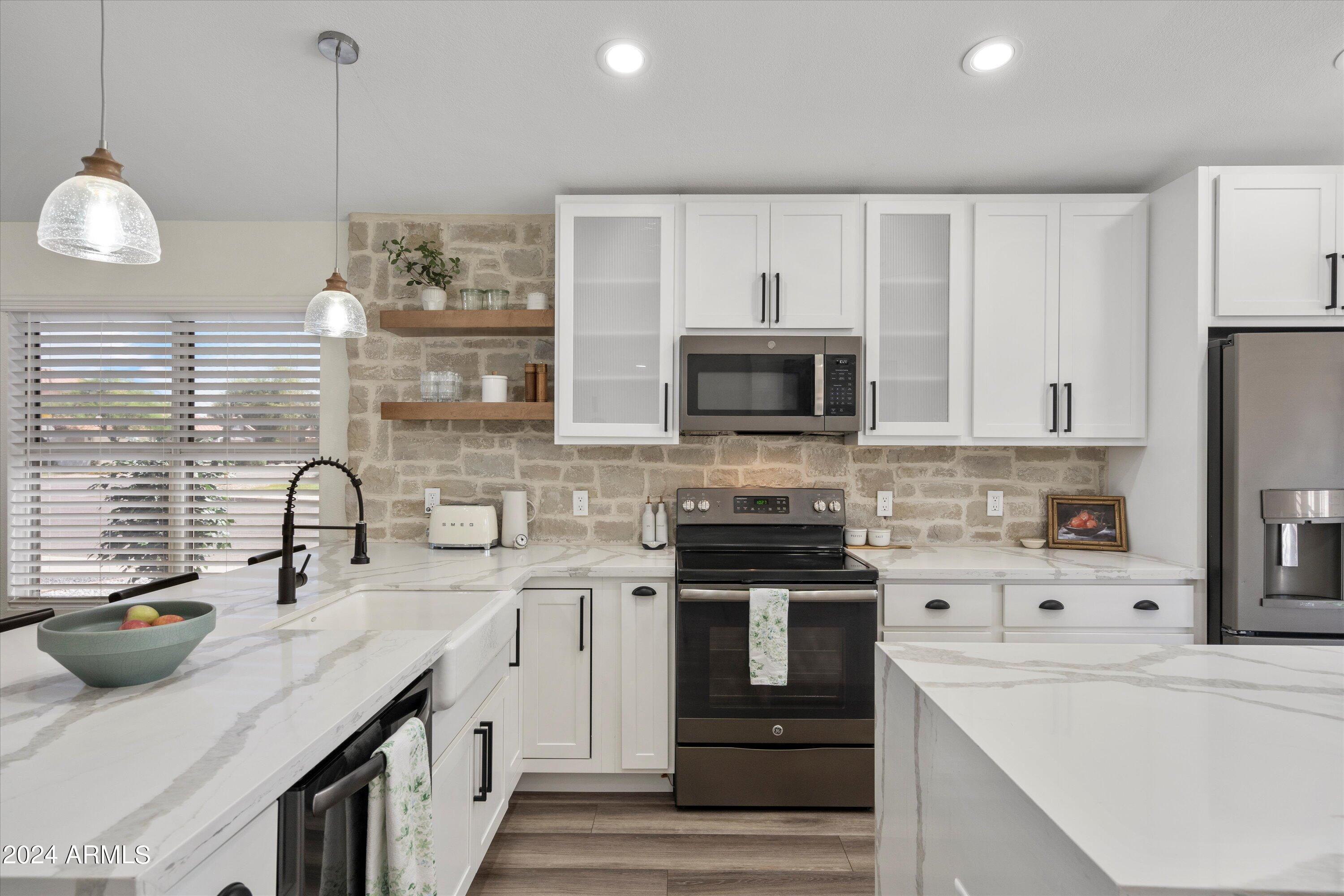 7709 West Boca Raton Road Peoria, AZ 85381 - Photo 12 of 45 Beautiful finishes