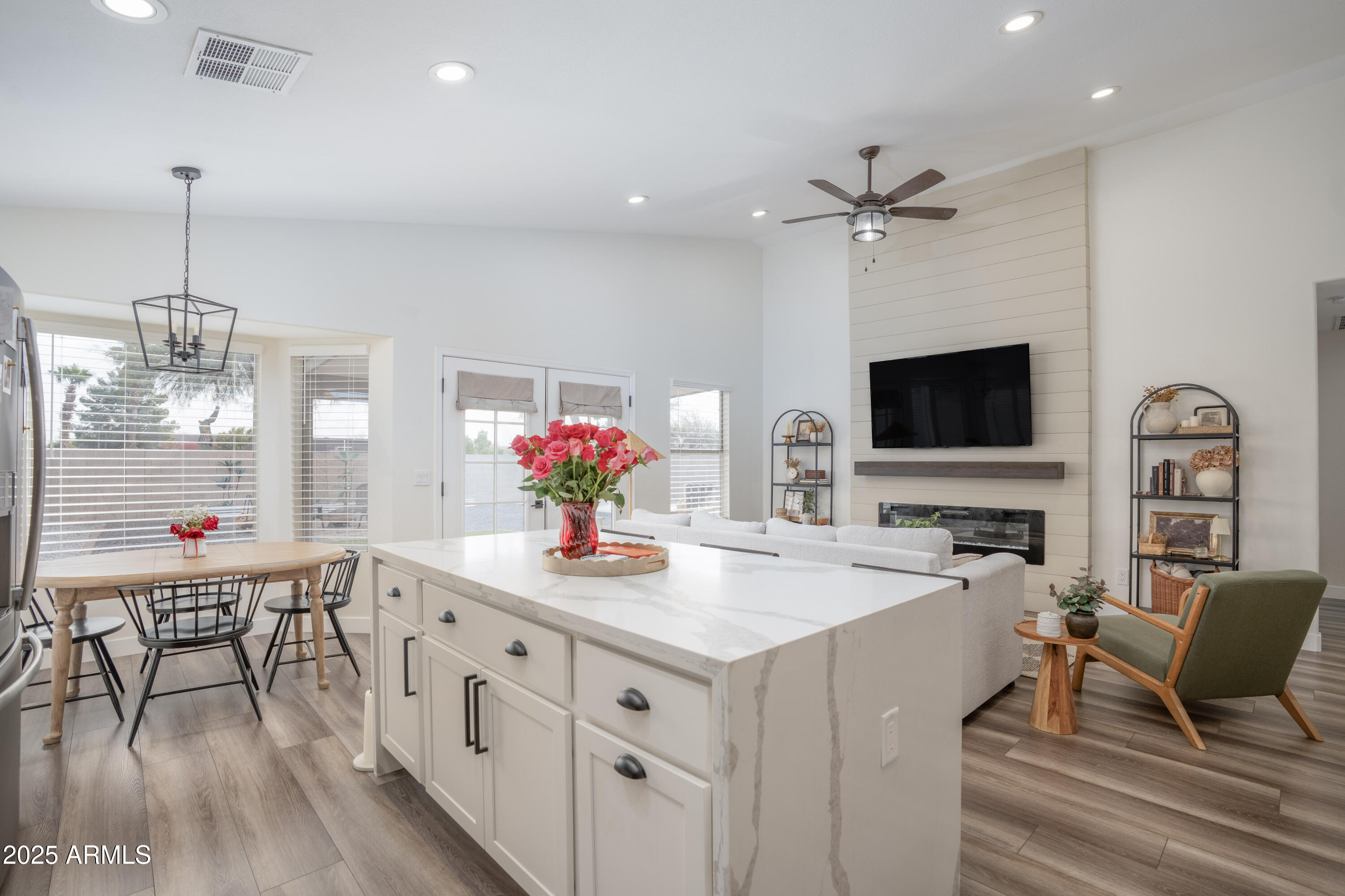 7709 West Boca Raton Road Peoria, AZ 85381 - Photo 18 of 45 Open great room