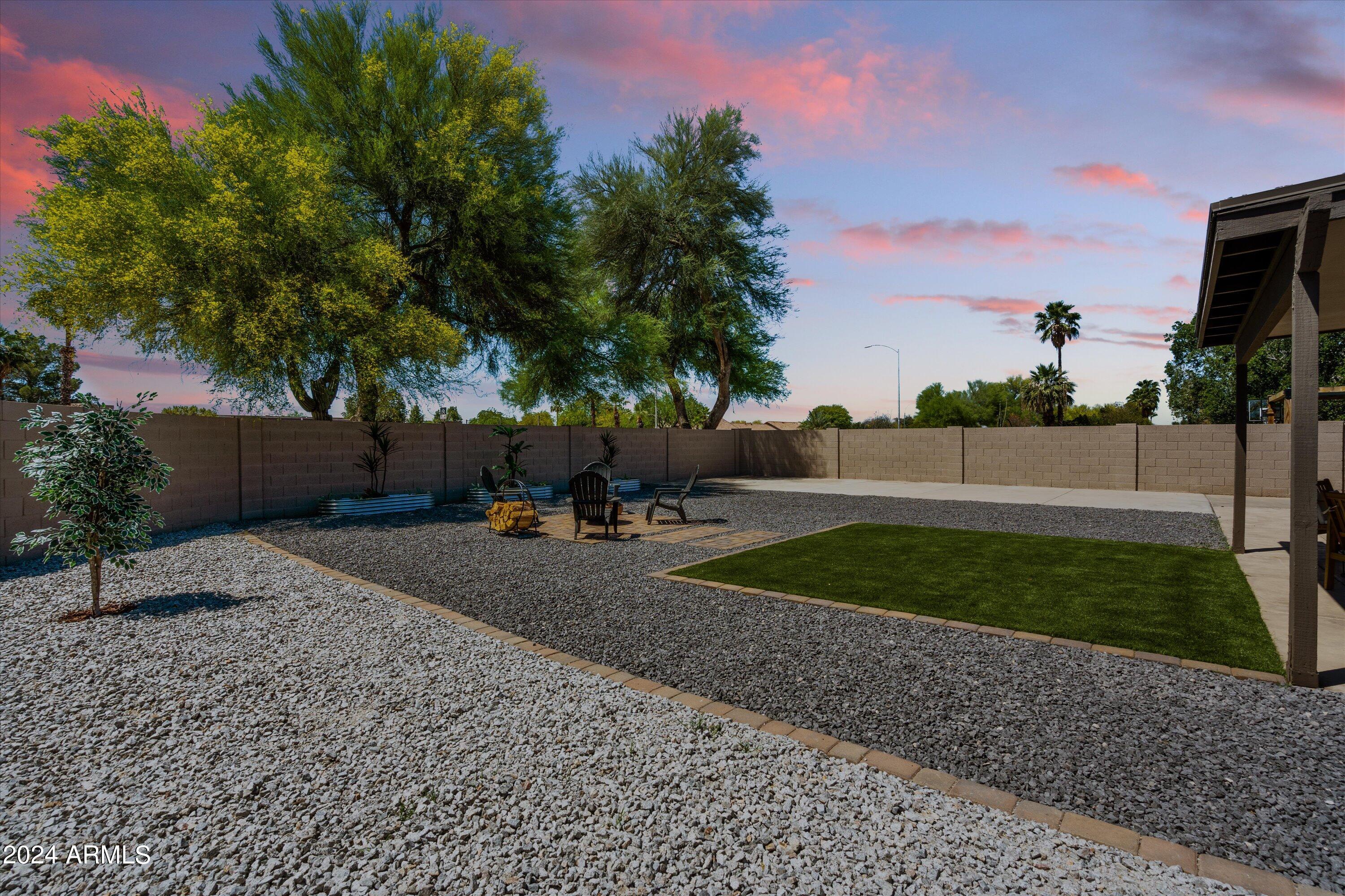 7709 West Boca Raton Road Peoria, AZ 85381 - Photo 2 of 45 Twilight back