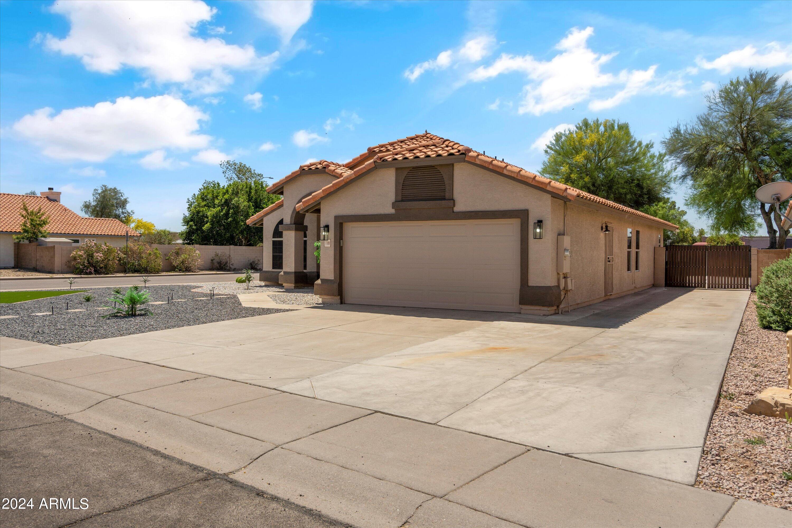 7709 West Boca Raton Road Peoria, AZ 85381 - Photo 5 of 45 Tons of parking